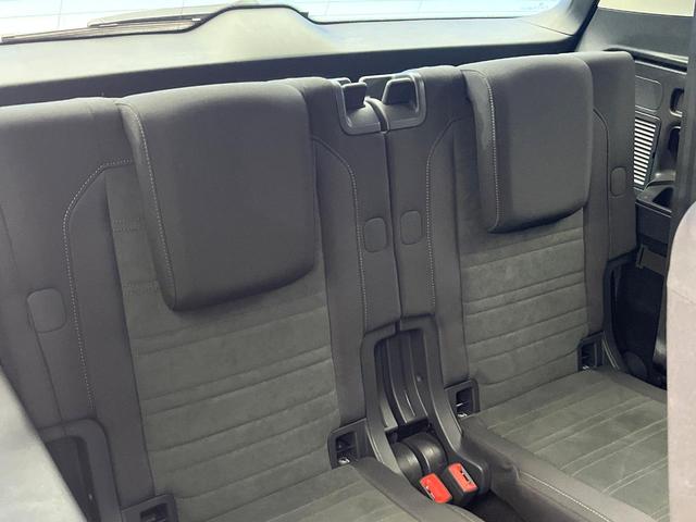 ゴルフトゥーラン ＴＳＩ　ハイライン　テクノロジーパッケージ　アダプティブクルーズコントロール　衝突被害軽減システム　レーンアシスト　クリアランスソナー　ダブルエアコン　純正ナビ　バックカメラ　ＬＥＤヘッドランプ　オートライト　禁煙車（49枚目）