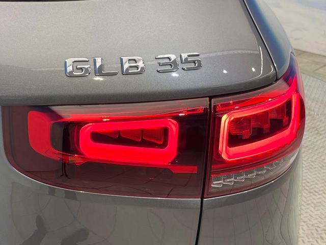 ＧＬＢ ＧＬＢ３５　４マチック　パノラミックスライディングルーフ　レーダーセーフティパッケージ　アダプティブハイビームアシストプラス　マルチビームＬＥＤヘッドランプ　全方位カメラ　純正ナビ　電動リアゲート　前席パワーシート　禁煙車（31枚目）