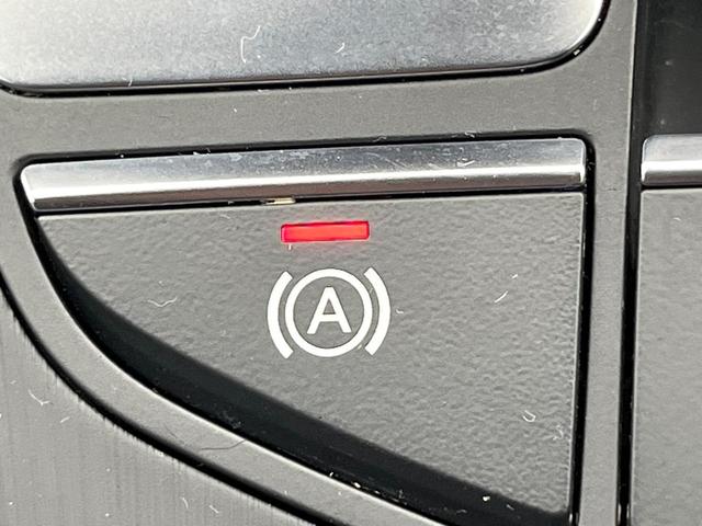 Ａ５スポーツバック ４０ＴＦＳＩスポーツ　マトリクスＬＥＤヘッドライトパッケージ　ラグジュアリーパッケージ　アシスタンスパッケージ　全席シートヒーター　プライバシーガラス　アダプティブクルーズコントロール　ダブルエアコン　電動リアゲート（65枚目）