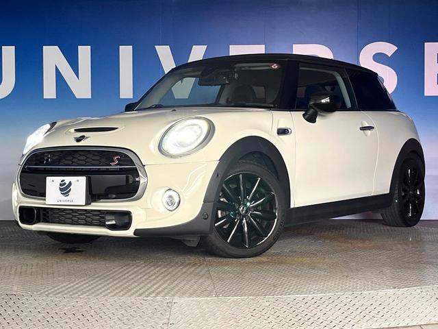 ＭＩＮＩ クーパーＳＤ　カメラパーキングアシストＰＫＧ　ペッパーＰＫＧ　アダプティブクルーズコントロール　純正１７インチアルミ　アダプティブＬＥＤ　前席シートヒーター　バックカメラ　Ｂｌｕｅｔｏｏｔｈ　禁煙車（8枚目）