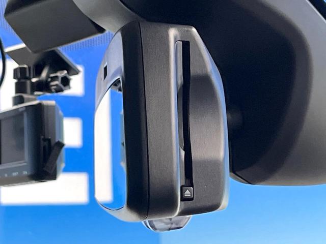 ＭＩＮＩ クーパーＳＤ　カメラパーキングアシストＰＫＧ　ペッパーＰＫＧ　アダプティブクルーズコントロール　純正１７インチアルミ　アダプティブＬＥＤ　前席シートヒーター　バックカメラ　Ｂｌｕｅｔｏｏｔｈ　禁煙車（50枚目）