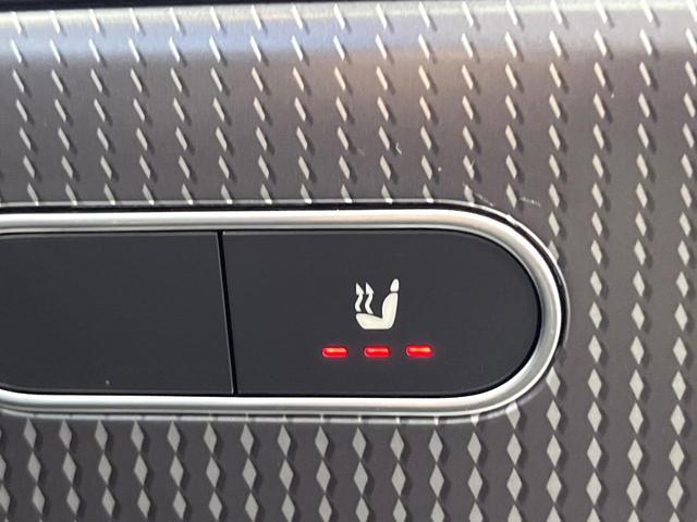 GLB GLB200d パノラミックスライディングルーフ ナビゲーションパッケージ レーダーセーフティパッケージ LEDハイパフォーマンスヘッドランプ 前席パワーシート 前席シートヒーター 純正ナビ 全方位カメラ 禁煙車(8枚目)