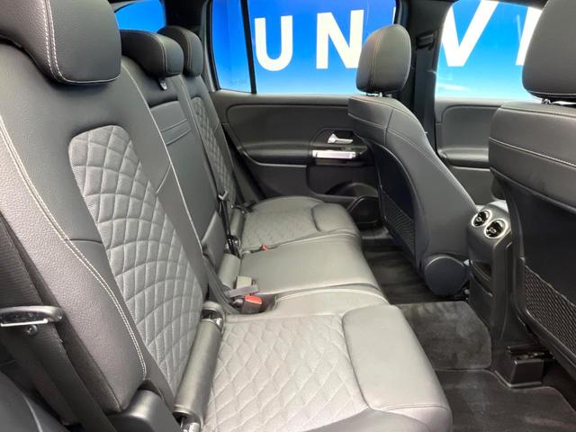 GLB GLB200d パノラミックスライディングルーフ ナビゲーションパッケージ レーダーセーフティパッケージ LEDハイパフォーマンスヘッドランプ 前席パワーシート 前席シートヒーター 純正ナビ 全方位カメラ 禁煙車(10枚目)