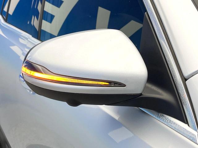 GLB GLB200d パノラミックスライディングルーフ ナビゲーションパッケージ レーダーセーフティパッケージ LEDハイパフォーマンスヘッドランプ 前席パワーシート 前席シートヒーター 純正ナビ 全方位カメラ 禁煙車(24枚目)