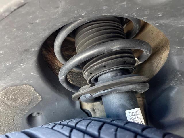 ＭＩＮＩ クーパーＤ　３ドア　カメラ／パーキングアシストＰＫＧ　ペッパーＰＫＧ　ＬＥＤヘッドランプ／ユニオンジャックデザインＬＥＤリアランプ　純正ナビ　デュアルオートエアコン　スマートキー　プライバシーガラス　禁煙（25枚目）