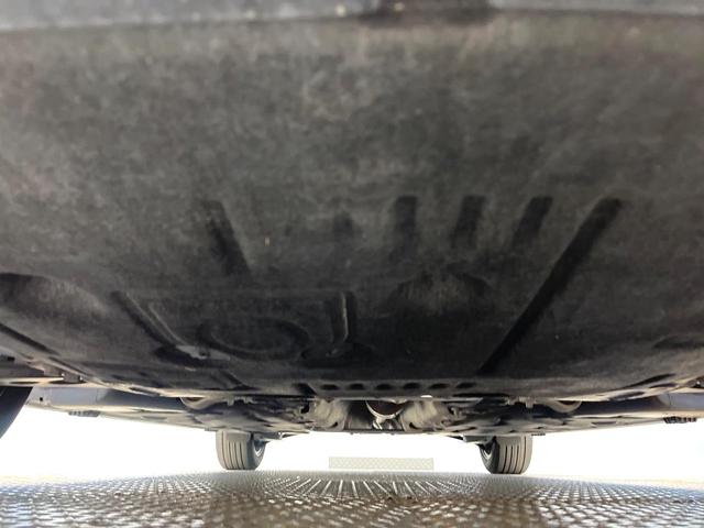 ＭＩＮＩ クーパーＤ　３ドア　カメラ／パーキングアシストＰＫＧ　ペッパーＰＫＧ　ＬＥＤヘッドランプ／ユニオンジャックデザインＬＥＤリアランプ　純正ナビ　デュアルオートエアコン　スマートキー　プライバシーガラス　禁煙（35枚目）