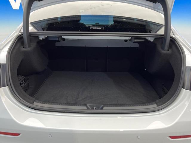 Ａクラスセダン Ａ３５　４マチックセダン　パノラミックスライディングルーフ　ＡＭＧアドバンスドパッケージ　ナビゲーションパッケージ　レーダーセーフティパッケージ　アダプティブハイビームアシストプラス　前席パワーシート　前席シートヒーター（13枚目）