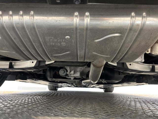 Ａクラスセダン Ａ３５　４マチックセダン　パノラミックスライディングルーフ　ＡＭＧアドバンスドパッケージ　ナビゲーションパッケージ　レーダーセーフティパッケージ　アダプティブハイビームアシストプラス　前席パワーシート　前席シートヒーター（22枚目）