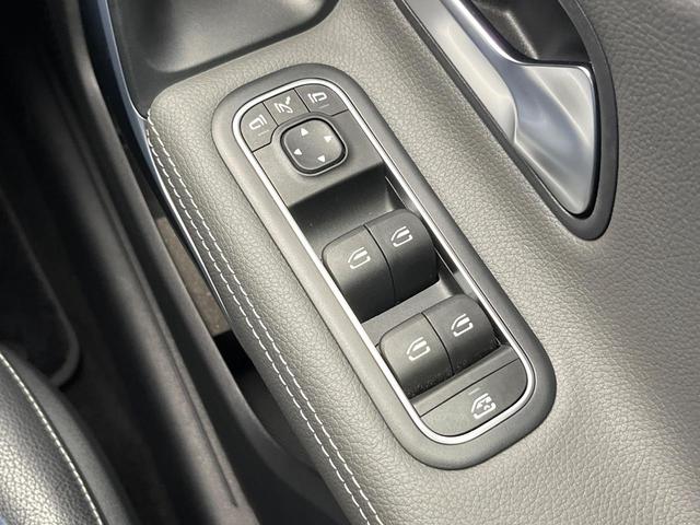 Ａクラスセダン Ａ３５　４マチックセダン　パノラミックスライディングルーフ　ＡＭＧアドバンスドパッケージ　ナビゲーションパッケージ　レーダーセーフティパッケージ　アダプティブハイビームアシストプラス　前席パワーシート　前席シートヒーター（40枚目）