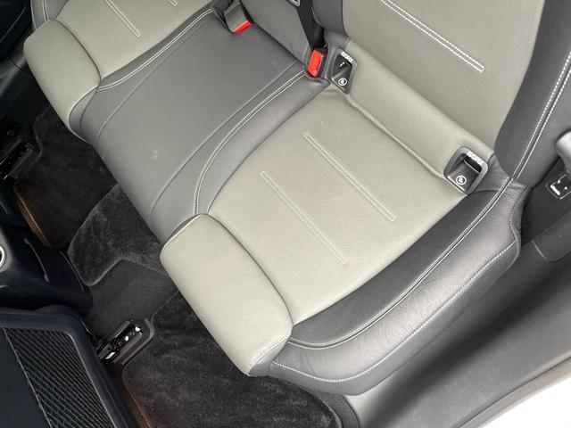 Ａクラスセダン Ａ３５　４マチックセダン　パノラミックスライディングルーフ　ＡＭＧアドバンスドパッケージ　ナビゲーションパッケージ　レーダーセーフティパッケージ　アダプティブハイビームアシストプラス　前席パワーシート　前席シートヒーター（47枚目）