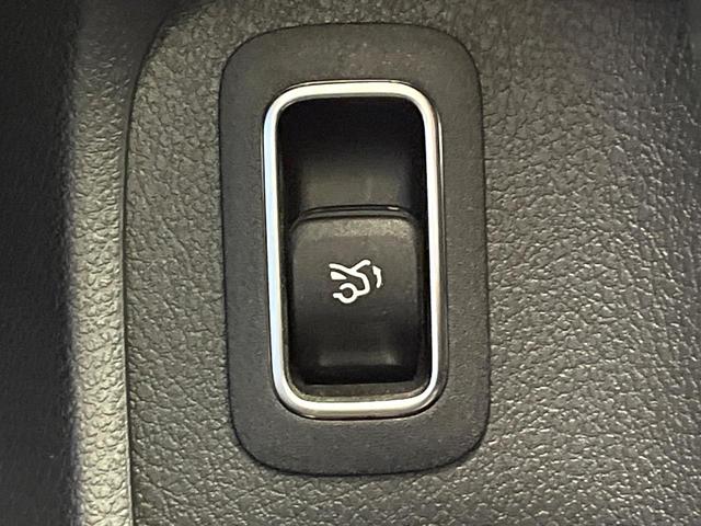 Ａクラスセダン Ａ３５　４マチックセダン　パノラミックスライディングルーフ　ＡＭＧアドバンスドパッケージ　ナビゲーションパッケージ　レーダーセーフティパッケージ　アダプティブハイビームアシストプラス　前席パワーシート　前席シートヒーター（59枚目）