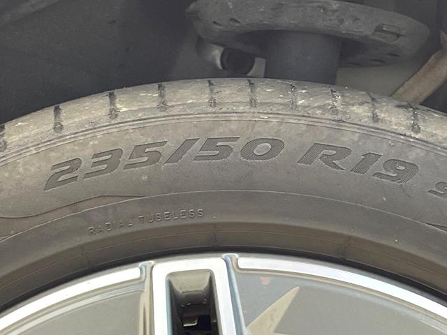 GLB GLB200d 4マチック AMGライン レザーエクスクルーシブパッケージ レーダーセーフティパッケージ アダプティブハイビームアシストプラス マルチビームLEDヘッドランプ 純正ナビ 全方位カメラ 前席シートヒーター 前席パワーシート(33枚目)