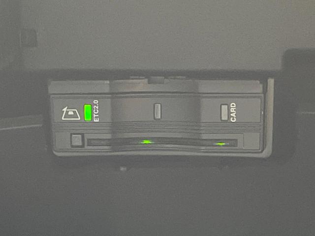 GLB GLB200d 4マチック AMGライン レザーエクスクルーシブパッケージ レーダーセーフティパッケージ アダプティブハイビームアシストプラス マルチビームLEDヘッドランプ 純正ナビ 全方位カメラ 前席シートヒーター 前席パワーシート(71枚目)