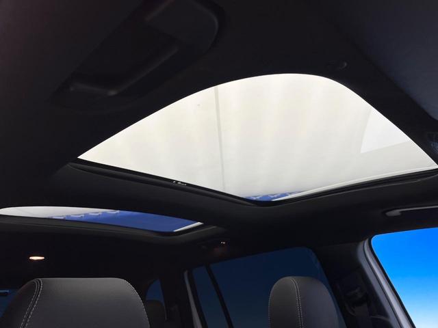 GLB GLB200d AMGライン パノラミックスライディングルーフ レザーエクスクルーシブパッケージ アドバンスドパッケージ ナビゲーションパッケージ レーダーセーフティパッケージ アダプティブクルーズコントロール 禁煙車 ETC(4枚目)