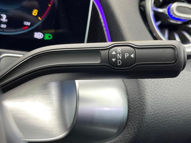 GLB GLB200d AMGライン パノラミックスライディングルーフ レザーエクスクルーシブパッケージ アドバンスドパッケージ ナビゲーションパッケージ レーダーセーフティパッケージ アダプティブクルーズコントロール 禁煙車 ETC(12枚目)