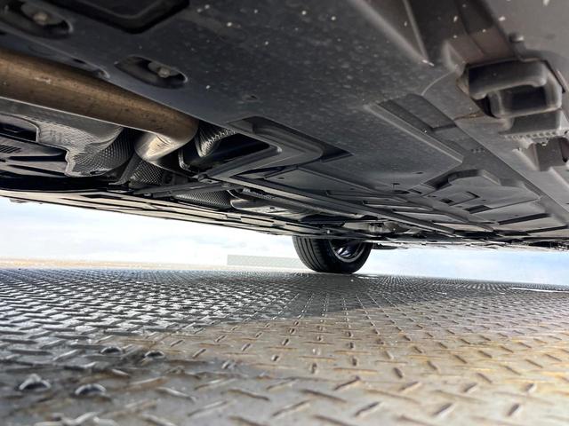 GLB GLB200d AMGライン パノラミックスライディングルーフ レザーエクスクルーシブパッケージ アドバンスドパッケージ ナビゲーションパッケージ レーダーセーフティパッケージ アダプティブクルーズコントロール 禁煙車 ETC(25枚目)