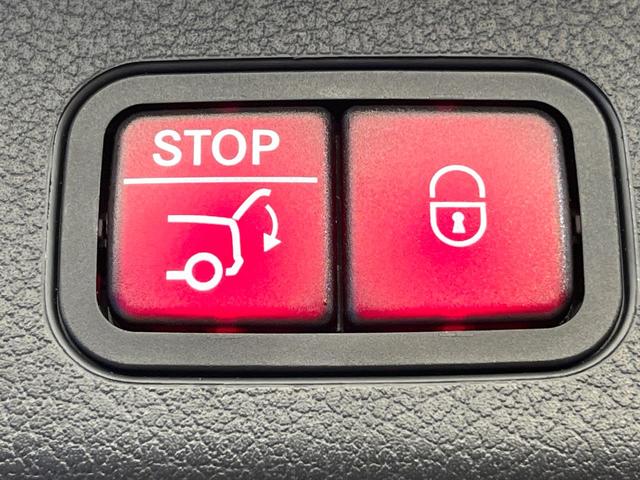 GLB GLB200d AMGライン パノラミックスライディングルーフ レザーエクスクルーシブパッケージ アドバンスドパッケージ ナビゲーションパッケージ レーダーセーフティパッケージ アダプティブクルーズコントロール 禁煙車 ETC(59枚目)