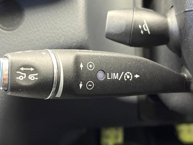 Eクラス E350 ブルーテック アバンギャルド 黒革シート 前席シートヒーター 前席パワーシート ディストロニックプラス レーンアシスト クリアランスソナー アダプティブハイビームアシスト LEDヘッドランプ 純正ナビ バックカメラ 禁煙車 ETC(4枚目)