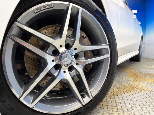 Eクラス E350 ブルーテック アバンギャルド 黒革シート 前席シートヒーター 前席パワーシート ディストロニックプラス レーンアシスト クリアランスソナー アダプティブハイビームアシスト LEDヘッドランプ 純正ナビ バックカメラ 禁煙車 ETC(15枚目)
