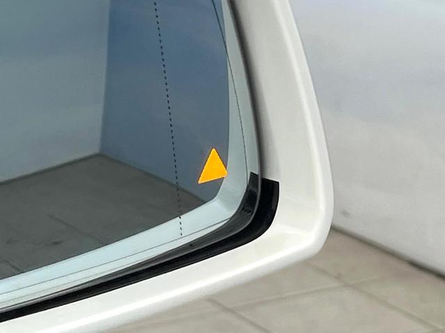 Eクラス E350 ブルーテック アバンギャルド 黒革シート 前席シートヒーター 前席パワーシート ディストロニックプラス レーンアシスト クリアランスソナー アダプティブハイビームアシスト LEDヘッドランプ 純正ナビ バックカメラ 禁煙車 ETC(31枚目)