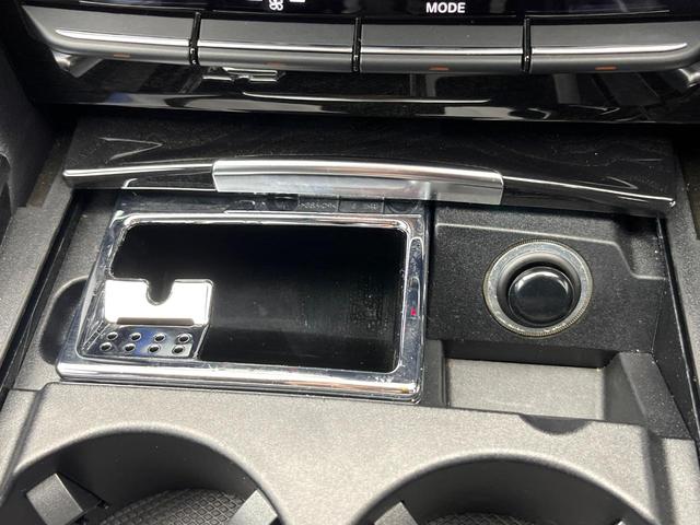 Eクラス E350 ブルーテック アバンギャルド 黒革シート 前席シートヒーター 前席パワーシート ディストロニックプラス レーンアシスト クリアランスソナー アダプティブハイビームアシスト LEDヘッドランプ 純正ナビ バックカメラ 禁煙車 ETC(68枚目)