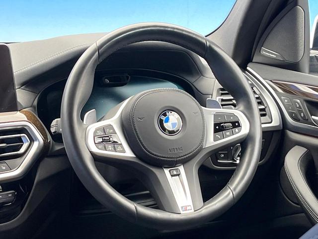Ｘ３ ｘＤｒｉｖｅ　２０ｄ　Ｍスポーツ　サウンドパッケージ　ステアリングヒーター　アダプティブクルーズコントロール　パーキングアシストプラス　レーンアシスト　純正ナビ　全方位カメラ　アダプティブＬＥＤヘッドランプ　黒革シート　禁煙車（11枚目）