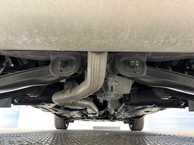 ジープ・チェロキー リミテッド アダプティブクルーズコントロール レーンアシスト クリアランスソナー 黒革シート 前席シートヒーター 前席パワーシート 前席シートベンチレーション オートハイビーム LEDヘッドランプ 禁煙車(23枚目)