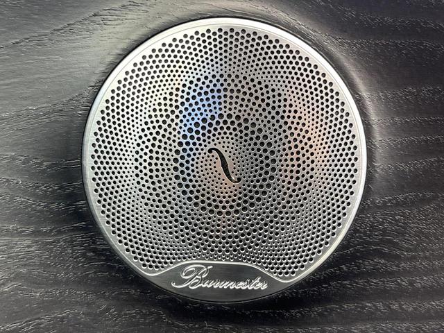 Eクラス E200 アバンギャルド スポーツ レザーパッケージ レーダーセーフティパッケージ アダプティブハイビームアシストプラス マルチビームLEDヘッドランプ 前席パワーシート 全席シートヒーター 電動リアゲート 純正ナビ 全方位カメラ(8枚目)