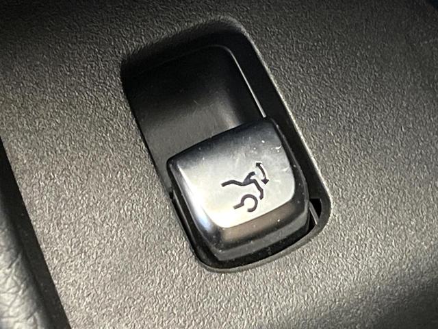 Eクラス E200 アバンギャルド スポーツ レザーパッケージ レーダーセーフティパッケージ アダプティブハイビームアシストプラス マルチビームLEDヘッドランプ 前席パワーシート 全席シートヒーター 電動リアゲート 純正ナビ 全方位カメラ(51枚目)