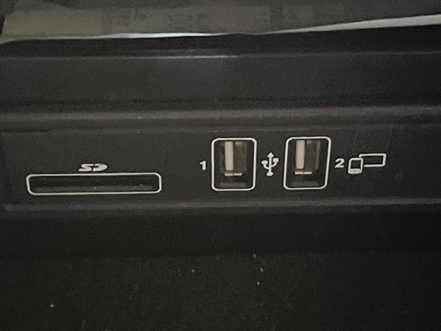 Eクラス E200 アバンギャルド スポーツ レザーパッケージ レーダーセーフティパッケージ アダプティブハイビームアシストプラス マルチビームLEDヘッドランプ 前席パワーシート 全席シートヒーター 電動リアゲート 純正ナビ 全方位カメラ(63枚目)