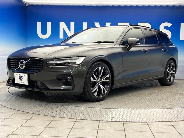 Ｖ６０ Ｂ５　Ｒデザイン　クライメートパッケージ　ｈａｒｍａｎ／ｋａｒｄｏｎ　アダプティブクルーズコントロール　３６０度ビューカメラ　純正ナビ　禁煙車　ヘッドアップディスプレイ　全席シートヒーター　電動リアゲート（22枚目）