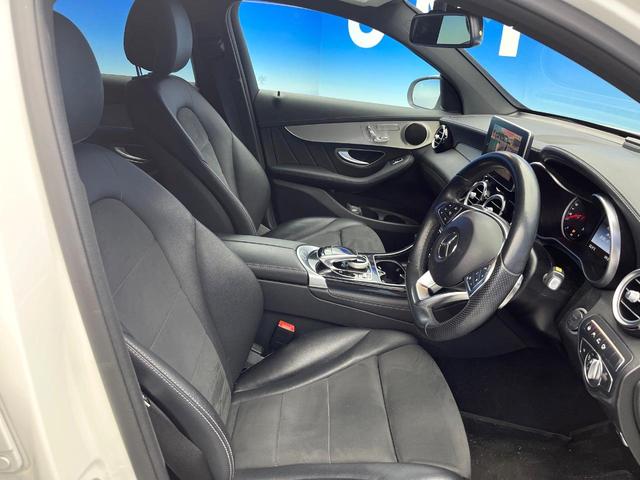 ＧＬＣ ＧＬＣ２００　クーペスポーツ　レーダーセーフティパッケージ　ＬＥＤインテリジェントライトシステム　全周囲カメラ　合皮／スエード調コンビシート　前席メモリー付パワーシート　前席シートヒーター　純正１９インチアルミ　キーレスゴー　禁煙（9枚目）