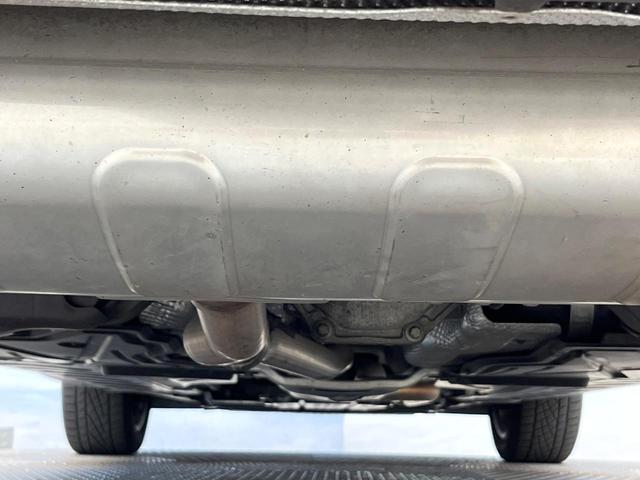 ＧＬＣ ＧＬＣ２００　クーペスポーツ　レーダーセーフティパッケージ　ＬＥＤインテリジェントライトシステム　全周囲カメラ　合皮／スエード調コンビシート　前席メモリー付パワーシート　前席シートヒーター　純正１９インチアルミ　キーレスゴー　禁煙（22枚目）