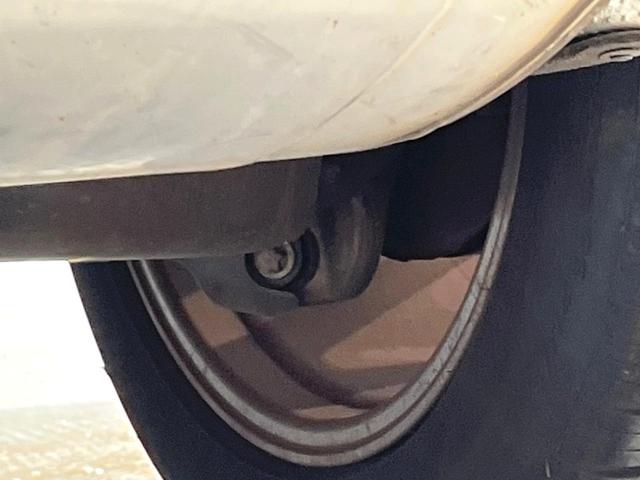 ＧＬＣ ＧＬＣ２００　クーペスポーツ　レーダーセーフティパッケージ　ＬＥＤインテリジェントライトシステム　全周囲カメラ　合皮／スエード調コンビシート　前席メモリー付パワーシート　前席シートヒーター　純正１９インチアルミ　キーレスゴー　禁煙（27枚目）