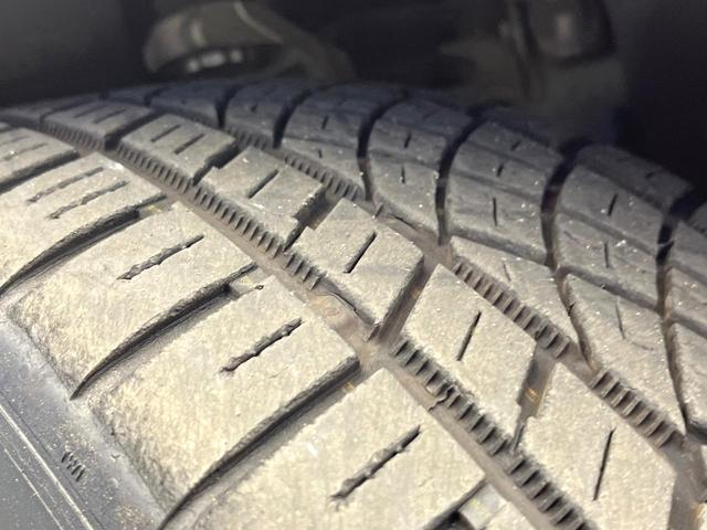 ＧＬＣ ＧＬＣ２００　クーペスポーツ　レーダーセーフティパッケージ　ＬＥＤインテリジェントライトシステム　全周囲カメラ　合皮／スエード調コンビシート　前席メモリー付パワーシート　前席シートヒーター　純正１９インチアルミ　キーレスゴー　禁煙（28枚目）