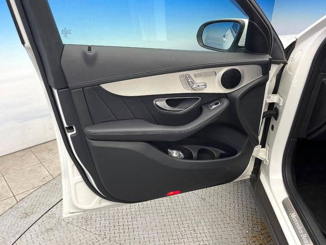 ＧＬＣ ＧＬＣ２００　クーペスポーツ　レーダーセーフティパッケージ　ＬＥＤインテリジェントライトシステム　全周囲カメラ　合皮／スエード調コンビシート　前席メモリー付パワーシート　前席シートヒーター　純正１９インチアルミ　キーレスゴー　禁煙（40枚目）