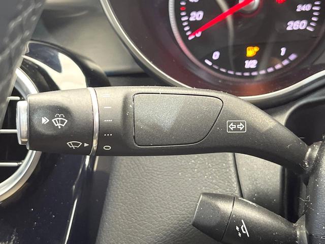 ＧＬＣ ＧＬＣ２００　クーペスポーツ　レーダーセーフティパッケージ　ＬＥＤインテリジェントライトシステム　全周囲カメラ　合皮／スエード調コンビシート　前席メモリー付パワーシート　前席シートヒーター　純正１９インチアルミ　キーレスゴー　禁煙（59枚目）