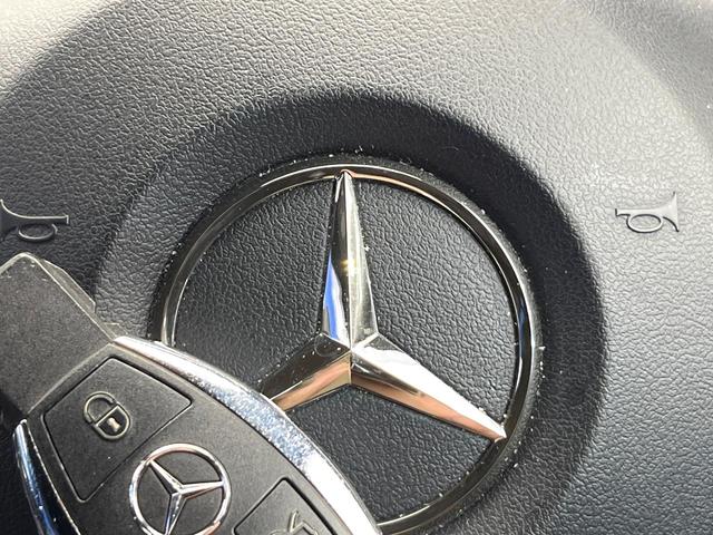 ＧＬＣ ＧＬＣ２００　クーペスポーツ　レーダーセーフティパッケージ　ＬＥＤインテリジェントライトシステム　全周囲カメラ　合皮／スエード調コンビシート　前席メモリー付パワーシート　前席シートヒーター　純正１９インチアルミ　キーレスゴー　禁煙（63枚目）