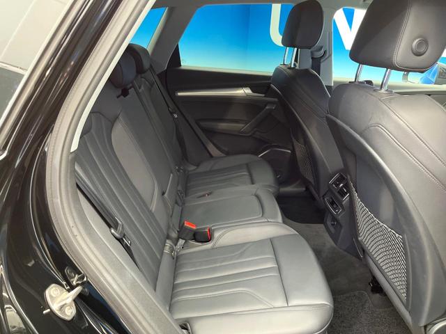 Ｑ５ ＴＤＩ　１ｓｔエディション　ブラックスタイリング　２５０台限定車　アダプティブクルーズコントロール　マトリクスＬＥＤヘッドライト　黒革シート　バーチャルコックピット　３６０度カメラシステム　全席シートヒーター　純正ナビ　純正２０インチアルミ　禁煙車（10枚目）