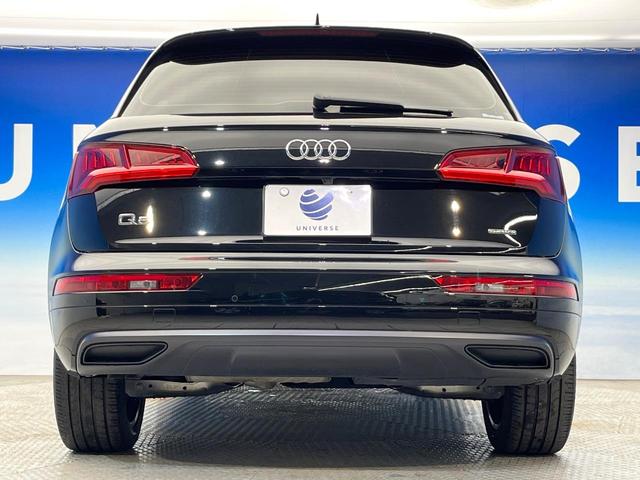 Ｑ５ ＴＤＩ　１ｓｔエディション　ブラックスタイリング　２５０台限定車　アダプティブクルーズコントロール　マトリクスＬＥＤヘッドライト　黒革シート　バーチャルコックピット　３６０度カメラシステム　全席シートヒーター　純正ナビ　純正２０インチアルミ　禁煙車（16枚目）