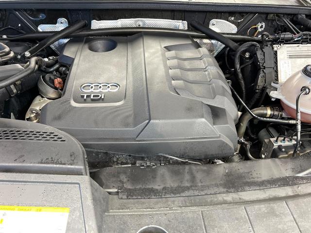 Ｑ５ ＴＤＩ　１ｓｔエディション　ブラックスタイリング　２５０台限定車　アダプティブクルーズコントロール　マトリクスＬＥＤヘッドライト　黒革シート　バーチャルコックピット　３６０度カメラシステム　全席シートヒーター　純正ナビ　純正２０インチアルミ　禁煙車（20枚目）