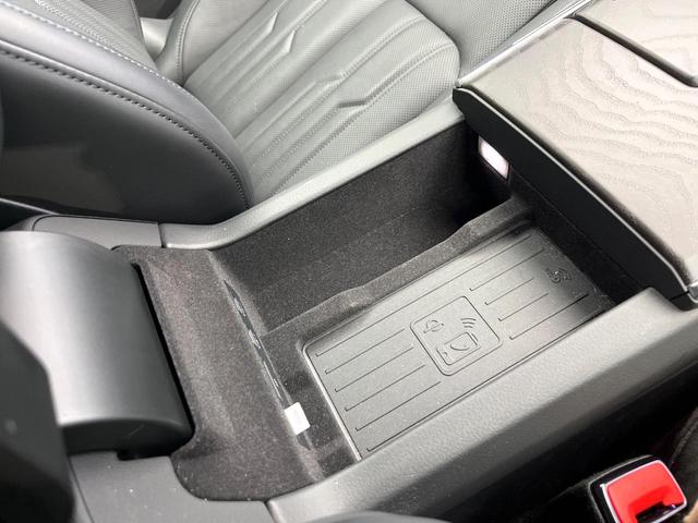 A6 45TFSIクワトロスポーツ 4WD ラグジュアリーPKG パワーアシストPKG リアコンフォートPKG アシスタンスPKG 純正20インチアルミ ワイヤレスチャージング パワーシート シートヒーター 禁煙車(7枚目)