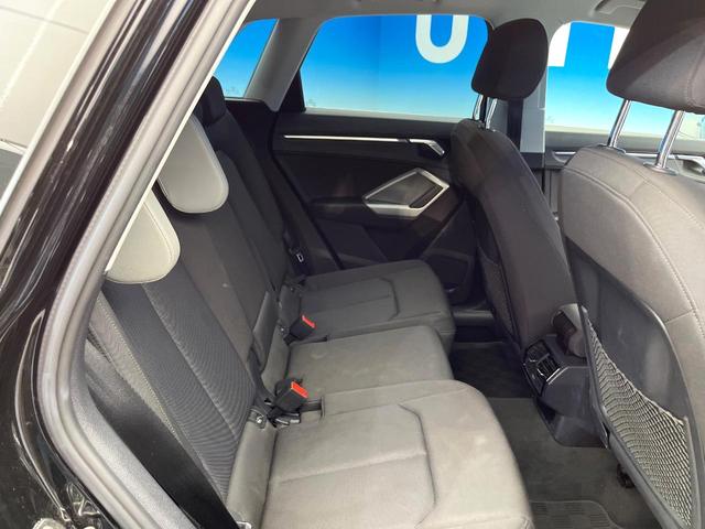 Ｑ３ ３５ＴＦＳＩアドバンスド　ワンオーナー　コンビニエンス／アシスタンスパッケージ　テクノロジーパッケージ　アダプティブクルーズコントロール　前席パワーシート　前席シートヒーター　ホールドアシスト　バーチャルコックピット　禁煙車（10枚目）