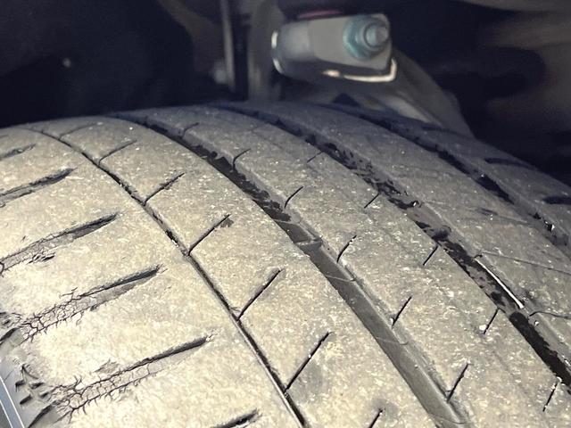 マカン マカン　４ＷＤ　クルーズコントロール　電動リアゲート　ＨＩＤヘッドランプ　前席パワーシート　純正１９インチアルミ　Ｂｌｕｅｔｏｏｔｈ　バックカメラ　ワンオーナー　禁煙車（37枚目）