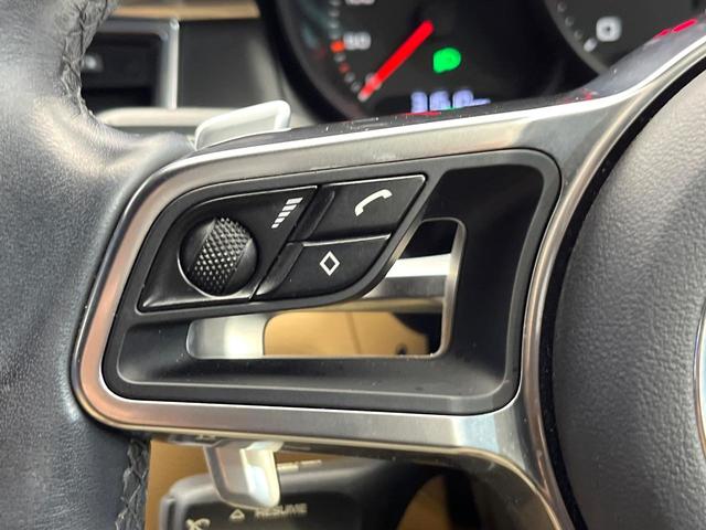 マカン マカン　４ＷＤ　クルーズコントロール　電動リアゲート　ＨＩＤヘッドランプ　前席パワーシート　純正１９インチアルミ　Ｂｌｕｅｔｏｏｔｈ　バックカメラ　ワンオーナー　禁煙車（56枚目）