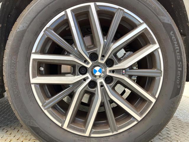 Ｘ１ ｘＤｒｉｖｅ　２０ｄ　Ｍスポーツ　現行モデル　ワンオーナー　テクノロジーパッケージ　ドライビングアシストプロフェッショナル　レーダークルーズコントロール　全周囲カメラ　ヘッドアップディスプレイ　ハーフレザー　前席シートヒーター　禁煙車（32枚目）