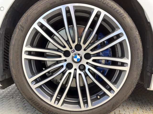 5シリーズ 530i Mスポーツ セレクトパッケージ コンフォートパッケージ サンルーフ ハーマンカードンサウンド ソフトクローズドア 黒革シート 前席シートエアコン 前席パワーシート 全席シートヒーター ダブルエアコン 禁煙車(30枚目)