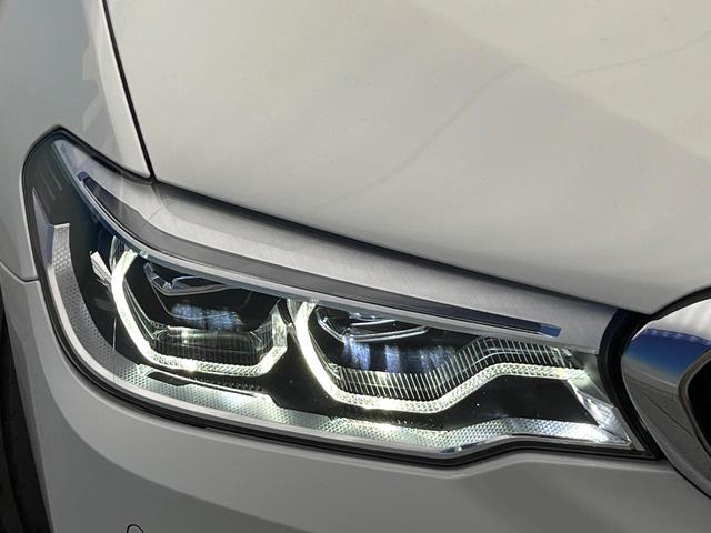 5シリーズ 530i Mスポーツ セレクトパッケージ コンフォートパッケージ サンルーフ ハーマンカードンサウンド ソフトクローズドア 黒革シート 前席シートエアコン 前席パワーシート 全席シートヒーター ダブルエアコン 禁煙車(32枚目)