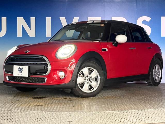 ＭＩＮＩ クーパーＤ　５ドア　ＬＥＤライトパッケージ　カメラ／パーキングアシストパッケージ　ペッパーパッケージ　純正ナビ　リアビューカメラ　ユニオンジャックデザインリアコンビネーションランプ　禁煙車　ディーゼル（14枚目）