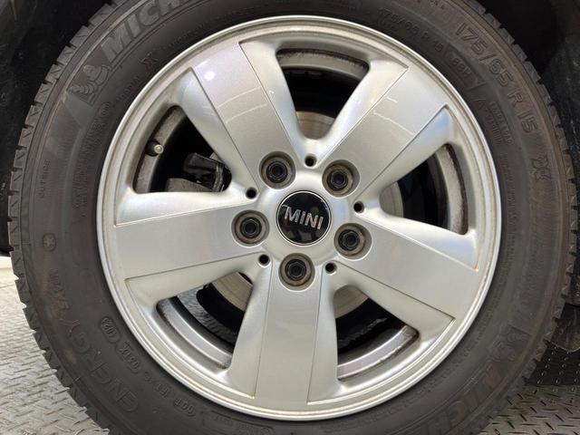 ＭＩＮＩ クーパーＤ　５ドア　ＬＥＤライトパッケージ　カメラ／パーキングアシストパッケージ　ペッパーパッケージ　純正ナビ　リアビューカメラ　ユニオンジャックデザインリアコンビネーションランプ　禁煙車　ディーゼル（27枚目）